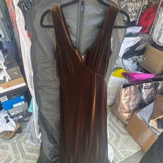 Lisa Ann Walter Closet Sale Brown Velvet Vintage Tadashi Long Gown Size Xs Great Condition Tadashi Shoji Dresses, Closet Sale, Velvet Gown, Brown Velvet, Tadashi Shoji, Dresses Vintage, Vintage Velvet, Long Gown, Vintage Brown