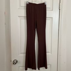 New Never Worn Casual High Waist Burgundy Pants, Casual Burgundy High-waisted Pants, Stretch Wide Leg Burgundy Pants, Stretch Burgundy Wide Leg Pants, Burgundy Stretch Wide Leg Pants, Burgundy Long Pants For Spring, Spring Burgundy Long Pants, Casual Stretch Burgundy Bottoms, Burgundy Stretch Casual Bottoms