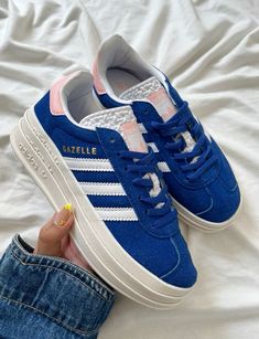 Adidas Gazelle Blue, Bold Shoes, Mode Zara, Adidas Shoes Women