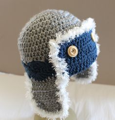 Ravelry: Chameleon Hat - Friendly Skies 14-132 pattern by Maria Bittner Pola Topi, Foto Newborn, Crochet Kids Hats, Crochet Hat Patterns, Crochet Knit Hat, Crocheted Hat, Crochet Kids, Crocheted Hats, Newborn Crochet