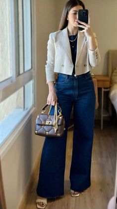 Trendy Casual Outfits For Women, Ladies Winter Outfits, Women Professional Outfits, Outfits Juveniles, Chiffon Blouses Designs, Work Outfits Women Professional, Start A Blog For Beginners, Blog For Beginners, Stylish Outfits Casual