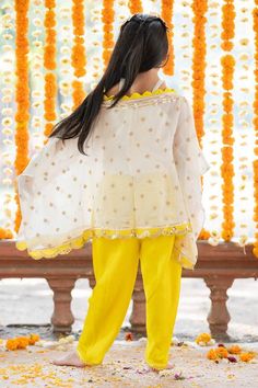 Off white tunic with sequin embroidery and scalloped edges. Paired with an inner top and yellow dhoti pant. - Aza Fashions Sequin Tunic, Dhoti Pants, Sequin Embroidery, Luxury Sale, White Tunic, Embroidered Tunic, Sequins Embroidery, Fashion App, Scalloped Edges