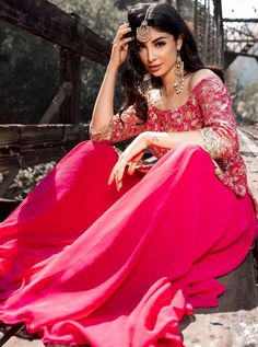 Navratri Pink Palazzo Set With Unstitched Blouse, Pink Palazzo Set With Unstitched Blouse For Festivals, Western Sharara, Off Shoulder Suit, Off Shoulder Kurti, Poses In Lehenga, Palazzo Lehenga, Elwa Saleh, Indo Western Dress For Girls