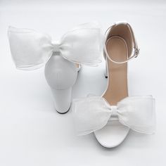 "Big bow shoe clips can be worn on the front, back or side of most heels. Listing is for one pair. Shoes not included. *Bows need to be fluffed upon arrival. *Bows can not be worn side by side because they are too wide. - 1 pair - 7\" wide - Made in the USA SHOP MORE SHOE CLIPS, https://www.etsy.com/shop/melissavelia?section_id=24145024 *Although clips are gentle and cushioned, each shoe fabric is different. Please test out the clips on your shoes before leaving them on for a long period of time. We are not responsible for any indentation." Wedding Shoes Bow, Shoe Clips Wedding, Ribbon Shoes, Bridal Shoe, Accessories Luxury, Bow Shoes, Big Bow, Shoe Clips, Big Bows