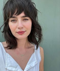 Short Shag Haircuts For Thick Hair 2023, Shag Mid Length Haircut, Lob Shag Haircut With Bangs, 70s Haircut Short, Shag Bob With Bangs, A Wolf Cut, Wolf Cut Hair, Texas Hair