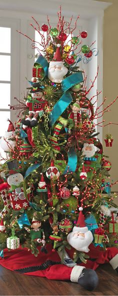 a decorated christmas tree in a living room