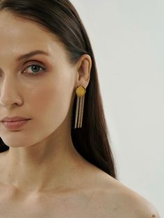 Step into elegance with our Gold Fringe Earrings. Designed as sophisticated tassel stud earrings, they feature delicate gold chains that shimmer with every movement. Gold Fringe, Wedding Hairstyles With Veil, Veil Hairstyles, Fringe Earrings, Gold Chains, My Jewellery, Wedding Hairstyles, Timeless Elegance, Fashion Forward