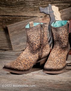 Leopard Print Shorts, Western Boots Women, Goat Leather, Cowgirl Boots, Western Boots, Cowboy Boots, Dress Making, Leather Handmade, Leopard Print