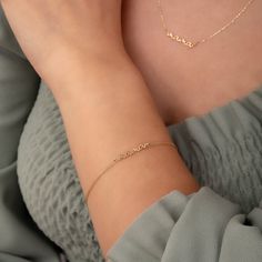 14K 18K Real Gold Dainty Script Mama Bracelet, Delicate Plain Mama Bracelet Gift for Mother's Day, Real Solid Gold Bracelet for New Mom Gift 📘 D E T A I L S * Solid Gold (real gold, no gold-filled or no gold plated material) * Karat: 14K (585), 18K (750) * Gold color: Yellow, rose, and white * Mama Pendant Height: 3 mm * Mama Pendant Width: 1.7 cm Measurements may vary due to handwork. * You can customize the gold color. ┈ B R A C E L E T L E N G T H O P T I O N S * 6.0 inch bracelet (Little Gi Personalized Diamond Bracelet For Everyday Wear, Elegant Personalized Bracelet As Gift For Mom, Elegant Personalized Bracelet For Mom, Elegant Personalized Bracelets As Gift For Mom, Elegant Personalized Name Bracelet As Gift For Mom, Minimalist Bracelets As Gift For Mom, Elegant Rose Gold Bracelet Perfect As Gift For Mom, Elegant Rose Gold Bracelet As Gift For Mom, Mother's Day Yellow Gold Name Bracelet