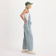 Apron Women's Overalls - Light Wash | Levi's® US Ribcage Jeans, Women's Overalls, Dad Jeans, Japanese Denim, Relaxed Jeans, Chino Jeans, Loose Jeans, Selvedge Denim, Jeans Kids