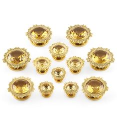 Check out these golden floral rim cz steel plugs. Sizes / gauges available in 4g, 2g, 0g, 00g, 1/2", 9/16", 5/8". Beautiful design that will compliment any outfit. Sold here starting at $15/pair. Orders over $20 ship free Rim Design, Body Jewelry, Beautiful Design, Screw, Cubic Zirconia, Gold Rings, Full Length, Gems, Plating