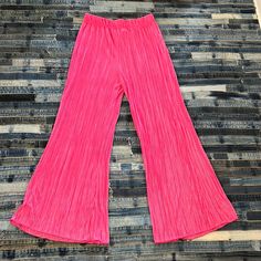 Women’s Xl Hot Pink Wide Leg Shimmering Pants Never Been Worn Pink Stretch Wide Leg Pants For Summer, Casual Party Bottoms With Elastic Waistband, Casual Pink Pants For Night Out, Pink Ankle-length Wide Leg Pants For Party, Casual Wide-leg Party Bottoms, Pink Ankle-length Bottoms For Night Out, Pink Ankle-length Pants For Night Out, Stretch Wide Leg Casual Party Pants, Stretch Wide Leg Pants For Party Casual Style