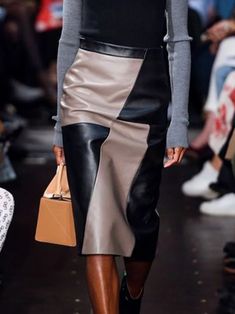 Regular Fit Color Block Urban Leather Midi Skirt | stylewe Eudon Choi, Edgy Dress, Fashion Black And White, Faux Leather Midi Skirt, Hooded Sweatshirt Dress, London Fashion Weeks, Fit Skirt, Buy Skirts, Women Fashion Edgy