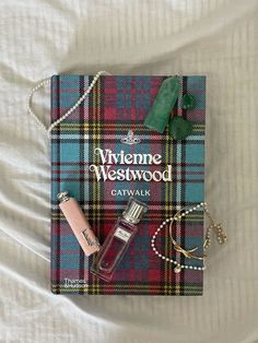 Fashion Lover Aesthetic, Vivienne Westwood Catwalk, Westwood Aesthetic, I Need Her, Fashion Book, Instagram Feed Ideas, Victoria Secrets