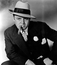 Al Capone was the most notorious gangster of the 1920's. He controlled Chicago with an army of over 700 criminals. It was him that Chicago was called "The Lawless City". He controlled spekaies Rod Steiger, 1920s Mens Fashion, By Any Means Necessary, Al Capone, Hollywood Actors, Guys And Dolls, Actrices Hollywood