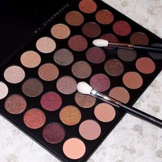 @chrnk23 Eye Shadow Pallet, Makeup History, Makeup Geek, Makeup Goals, Gorgeous Makeup