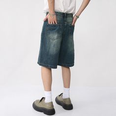 Jinquedai Men Vintage Blue Denim Shorts Summer Casual Loose Jeans Shorts Retro Harajuku Streetwear Hip Hop Y2K Shorts Man Product Show: Casual Shorts Men, Mens Denim Shorts, Summer Shorts Denim, Streetwear Hip Hop, Short Men Fashion, Y2k Shorts, Jean Large, Baggy Shorts, Retro Shorts