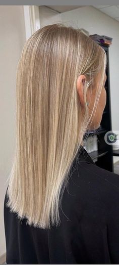 Perfect Blonde Hair, Bright Blonde Hair, Blonde Hair Transformations, Hairstyles 2024, Light Blonde Hair, Balayage Blonde