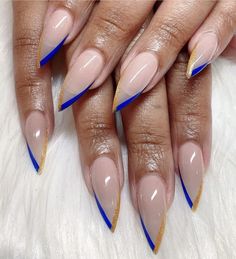 Blue Tips Almond Nails, Nude Stiletto Nails Short, Corporate Edgy, Almond Stiletto Nails Design, Blue Stiletto Nails Design, Stiletto Nails Designs Classy, Almond Stiletto Nails, Navy Nails Design, Pointed Nail Designs