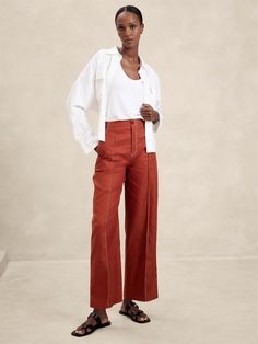 Straight Twill Pant | Banana Republic Factory Rich Girl Fashion, Stylist Outfit, Comfort Fashion, Travel Comfort, Live Fashion, Banana Republic Factory, Twill Pants, Cargo Pant, Fashion Colours