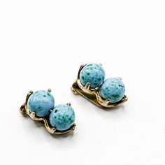 Vintage Spinner Ball Earrings Clip On Turquoise Color Balls actually Spin Turquoise Costume Jewelry Earrings For Gift, Turquoise Clip-on Round Jewelry, Turquoise Round Clip-on Jewelry, Turquoise Clip-on Round Earrings, Jewelry Turquoise, Ball Earrings, Earrings Clip, Wedding Jewelry Earrings, Turquoise Color