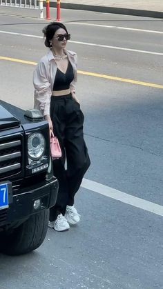 Korean Street Fashion Women, China Street Fashion, Asian Streetwear, Korean Summer Outfits, Chinese Fashion Street, Korean Outfit Street Styles, Korean Streetwear, Asian Street Style