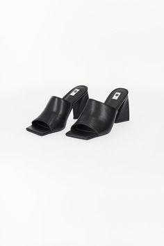 Asymetric sandalar með hæl – ginatricot.is Heel Sandals, High Heel Sandals, High Heel, Sandals Heels, Heel Height, High Heels, Sandals, Heels