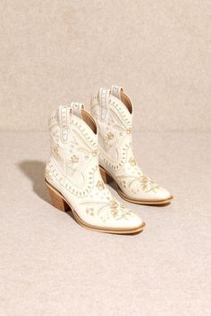 Corral Rhinestone Cowgirl Boots - Beige-Boots-Krush Kandy Rhinestone Cowgirl Boots, Wedding Cowboy Boots, Rhinestone Boots, White Cowgirl Boots, Rhinestone Cowgirl, Western Embroidery, Ankle Cowboy Boots, White Cowboy Boots, Wedding Boots