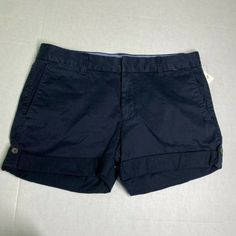 Banana Republic Stretch Chino Shorts Blue Women Size 6 Nwot Excellent Nwot Condition. No Signs Of Rips, Holes Or Stains. Review All Pics For Condition And Approximate Flat Lay Measurements. Stretch Chinos, Shorts Women, Chino Shorts, Flat Lay, Banana Republic, Womens Sizes, Size 6, Womens Shorts, Signs