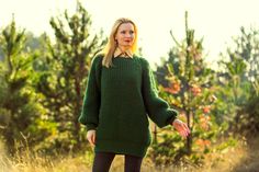 ----------Ready to Ship by SuperTanya---------- Product Features: Brand: SuperTanya; Style: hand knitted wool sweater with raglan sleeves; Material: premium class soft wool; Color: Green Design: Ribbed pattern wool sweater; Body length, measured from the shoulder top to the bottom end: 29.1″ / 74 cm; Chest width, measured at the back, between the underarms: 22.4″ / 57 cm; Sleeve length, measured from the neckline to the end of the cuff: 29.1″ / 74 cm Net weight: 1.270 kg *All measurements are ta Green Chunky Knit Long Sleeve Knitting Pattern, Green Long Sleeve Chunky Knit Pattern, Handmade Green Knit Sweater, Cozy Hand Knitted Green Sweater, Cozy Hand-knitted Green Sweater, Fitted Hand Knitted Green Sweater, Fitted Hand-knitted Green Sweater, Fitted Green Hand-knitted Sweater, Fitted Green Hand Knitted Sweater