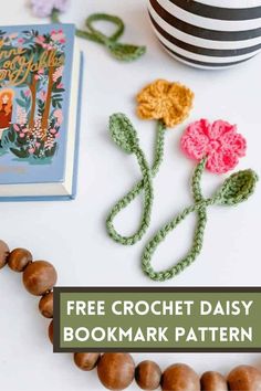 crochet daisy bookmark pattern with text overlay reading free crochet daisy bookmark pattern