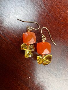 Orange Carnelian 8-9mm cube shape faceted with citrine trillion shape dangling handmade earring . Orange Citrine Earrings Gift, Orange Faceted Jewelry Gift, Carnelian Amber Earrings For Gift, Amber Carnelian Earrings Gift, Orange Faceted Beads Jewelry For Gift, Faceted Carnelian Jewelry Gift, Orange Faceted Beads Dangle Earrings, Briolette Faceted Beads Earrings As Gift, Faceted Beads Briolette Earrings For Gift