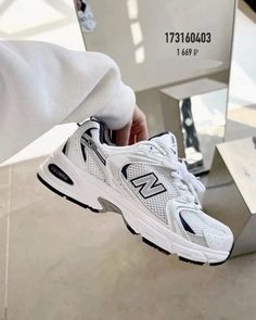 Chunky New Balance, Casual Outfit Street Style, New Balance Aesthetic, Outfit Street Style, Outfit Street, Kicks Shoes, Amazon Link, New Balance Men, New Balance Sneakers