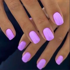 Fun Nail Tip Designs, August Short Nails, Manicure Dipped Nails, Cute Colors For Nails, Square Gel Nails Summer, Nails Rounded Square, Pinkish Purple Nails, Fun Dip Nails, Nails Rounded