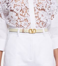 Valentino Garavani - VLOGO leather belt | Mytheresa Valentino Belt Outfit, Elegant White Belt, Valentino Belt Women, Designer White Leather Belts, Valentino Reversible Belt, Dubai Safari, Women's Luxury Belts With Gold-tone Hardware, V Logo, Belt Shop