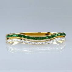 Brand New Women's Wavy Emerald & Gold Bangle Bracelet 14k Yellow Gold Plated Sterling Silver Genuine 1ct Brilliant Cut Lab Created Diamonds 2ct Natural Green Emerald Gemstones 7" - The Most Common Women's Size .5" Thick Retail Price $400 Buy With Confidence From A Top Rated Seller With A 99%+ Feedback Rating! A0468 (Id-1455) Elegant Stackable Emerald Jewelry, Elegant Green Diamond Bracelet In 14k Gold, Yellow Gold Diamond Bracelet, Channel Set, Yellow Gold Channel Set Bracelets For Wedding, Elegant Bracelets With Channel Set For Anniversary, Elegant Channel Set Bracelets For Anniversary, Elegant Channel Set Bracelet For Anniversary, Elegant Green Channel Set Jewelry, Elegant Emerald Jewelry With Channel Set