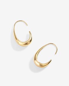 These exquisite pull-through teardrop earrings, measuring 24mm x 18mm with a 9mm opening, add an elegant touch to any look. Their distinctive shape and ideal size offer both style and comfort. Suited for any occasion, they enhance casual wear and elegantly complement dressy events, adding a touch of luxury at a great value. Materials 14K yellow gold or white gold plated. s925 Sterling Silver Posts. Measurements: Length: 24mm x 18mm; Opening: 9mm. Hypoallergenic; nickel, lead, and cadmium free. Luxury White Gold Statement Clip-on Earrings, 14k Gold-filled White Dangle Earrings, Elegant Yellow Gold Nickel-free Hoop Earrings, Chic 14k Gold-filled Yellow Gold Hoop Earrings, Luxury Modern Hoop Earrings With Gold-tone Hardware, Teardrop Earrings, Gold Plate, Hoop Earrings, Plating