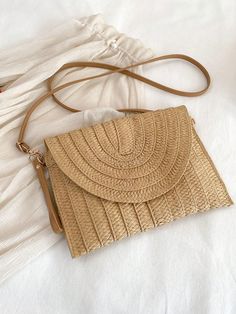 Khaki Casual Collar  Paper Plain,Striped,Textured Pattern Envelope Bag Embellished   Women Bags Transparent Purse, Straw Beach Bag, Straw Tote Bag, Adjustable Bag, Beige Bag, Wicker Bags, Envelope Bag, Polyester Material, Vintage Lettering