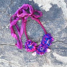 Handmade Bohemian Purple Flower Necklace, Bohemian Pink Necklaces With Handmade Flowers, Handmade Purple Bohemian Flower Necklace, Pink Bohemian Necklace With Flower Charm, Bohemian Pink Necklace With Flower Charm, Pink Bohemian Flower Pendant Necklace, Bohemian Pink Flower Pendant Necklace, Bohemian Purple Flower Necklace, Handmade Purple Flower Pendant Necklace