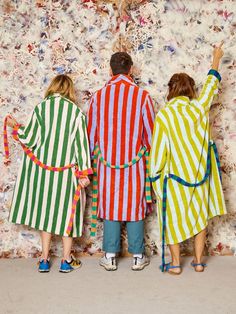 Gwp Ideas, Matching Slippers, Dusen Dusen, Top Girls, Wear Green, Beach Photoshoot, Wearing Red, Yellow Stripes