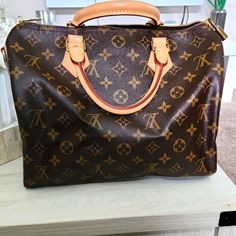 Lv Speedy Bandouliere 30. New!! Never Been Used. Comes With Box Dustbag. If Need More Photos Let Me Know. Lv Speedy Bandouliere 30, Lv Speedy Bandouliere, Speedy Bandouliere 30, Louis Vuitton Speedy Bandouliere, Lv Speedy, Speedy Bandouliere, Bags Louis Vuitton, Louis Vuitton Speedy, Louis Vuitton Bags