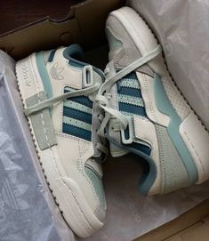 High Fashion Sneakers, Rebox Shoes, Everyday Sneakers, Adidas Sneakers Women, Cute Sneakers, Fresh Shoes