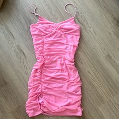 Shein | Never Worn | Size M Summer Stretch Mini Dress With Ruched Details, Summer Stretch Ruched Mini Dress, Spring Mini Dress With Ruched Sides, Beach Mini Dress With Ruched Sides, Spring Bodycon Dresses With Ruched Sides, Spring Beach Bodycon Dress With Ruched Detail, Pink Mini Dress With Ruched Sides, Spring Ruched Bodycon Dress For Beach, Casual Spring Bodycon Dress With Ruched Sides