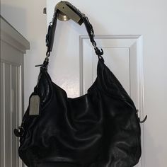 Black Leather Purse/Handbag By Lauren R.L. (Ralph Lauren) With Purple Inside Lining And Silver Metal Details Ralph Lauren Tote, Y2k Handbag, Adidas Crop Top, Navy Purse, Leather Fringe Bag, Ralph Lauren Bags, Ralph Lauren Leather, Lauren Brown, Metallic Purse