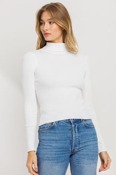 ☽ White Sweater Material Long Sleeve Turtleneck ☽ Slim fit☽ Turtle neck☽ Solid color 60% POLYESTER White Long Sleeve Turtleneck, Slim Fit Sweater, Pink Moon, Long Sleeve Turtleneck, Sweater Material, White Sweater, White Collar, White Sweaters, White Long Sleeve