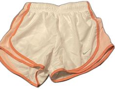 Shorts Nike, Nike White, Nike Shorts, White Nikes, Athletic Shorts, Pink White, Nike Women, Color White, Nike