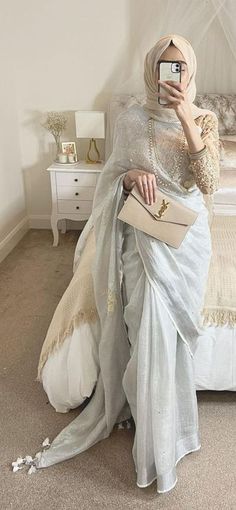 How To Wear Hijab, Abaya Design, Sari Design, Nikkah Dress, Pakistani Dresses Casual, Pakistani Fancy Dresses, Beautiful Pakistani Dresses, Saree Designs Party Wear