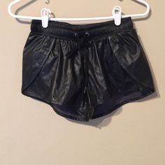 Black Black Stretch Shorts For Club, Edgy Black Shorts For Club Wear, Edgy Black Club Shorts, Black Shorts For Club, Trendy Black Shorts For Workout, Casual Black Club Shorts, Casual Black Shorts For Club, Black Summer Club Shorts, Edgy Black Shorts For Night Out