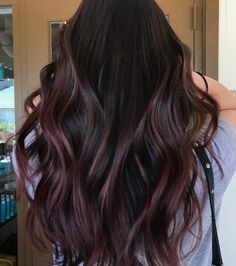 Burgundy Lowlights In Black Hair, Mahagony Highlights On Black Hair, Dark Mahogany Balayage, Dark Hair With Burgundy Balayage, Subtle Burgundy Balayage, Hairdye Ideas For Black Hair, Brown And Maroon Hair, Hair Colour Without Bleach On Black Hair, Dark Brown Hair With Burgundy Lowlights