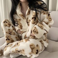 Pajamas Aesthetic, Night Suit For Women, Clothes Wishlist, Pajama Fashion, Cute Sleepwear, Pajama Outfits, Girls Dress Up